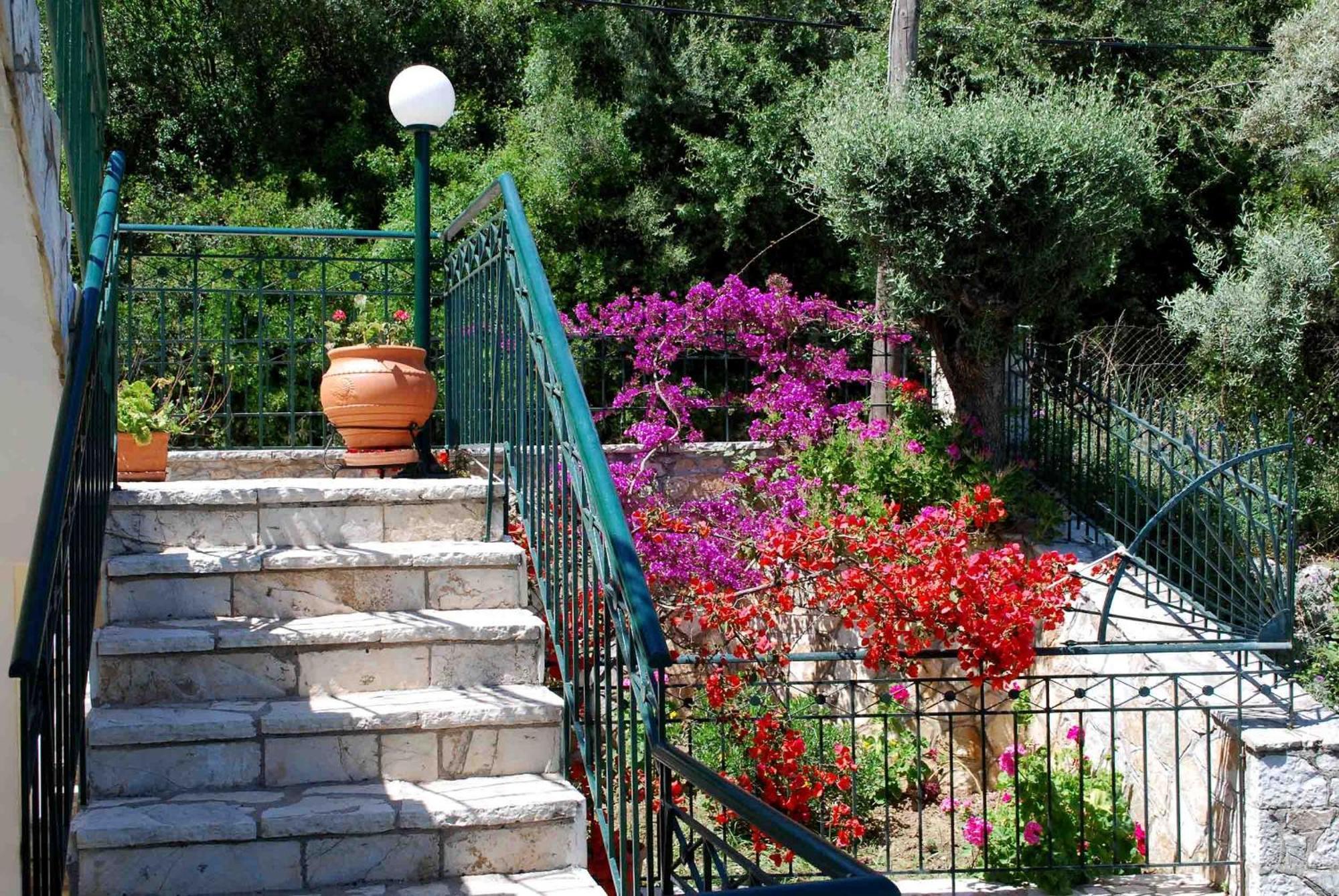 Villa Diana Nikiana Exterior foto